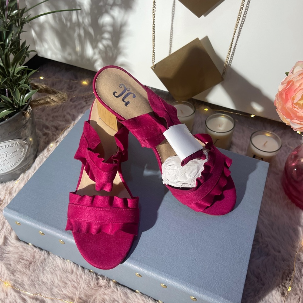 Fuchsia heels